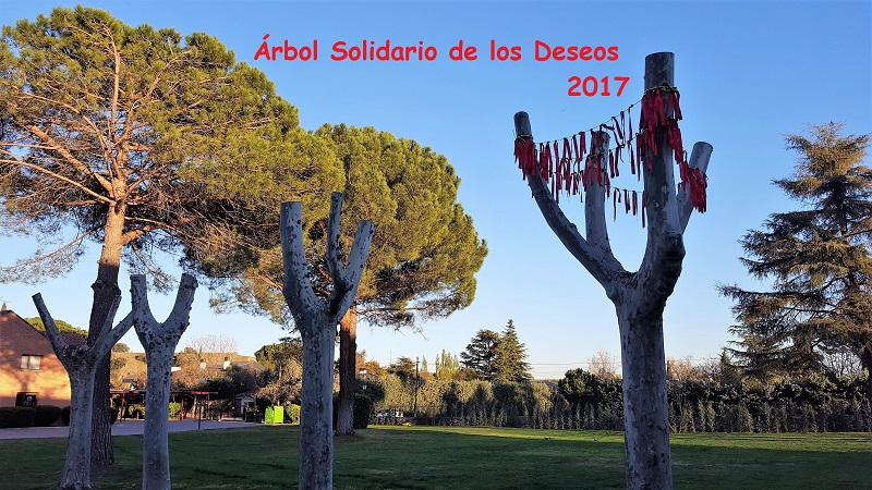 03-Arbol solidario de los Deseos 2017. Unicef
